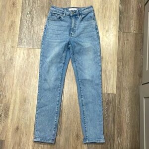 Willow + Root Mom Jean